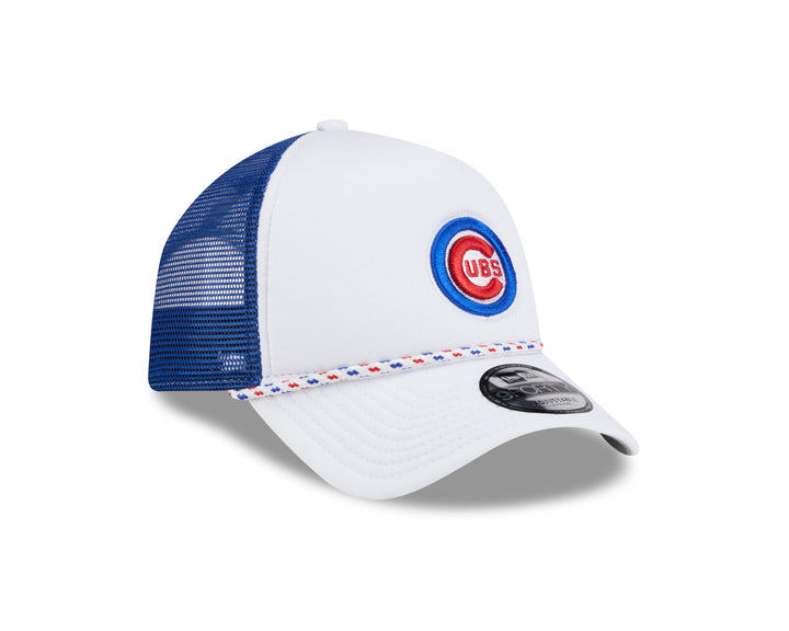CHICAGO CUBS NEW ERA WHITE ROPE 9FORTY TRUCKER CAP