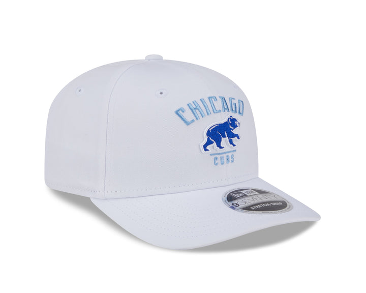 Chicago Cubs New Era Walking Bear White Snapback Cap