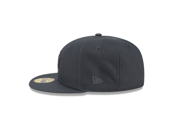 Chicago Cubs Walking Bear Two-Tone Black 59FIFTY Cap by New Era