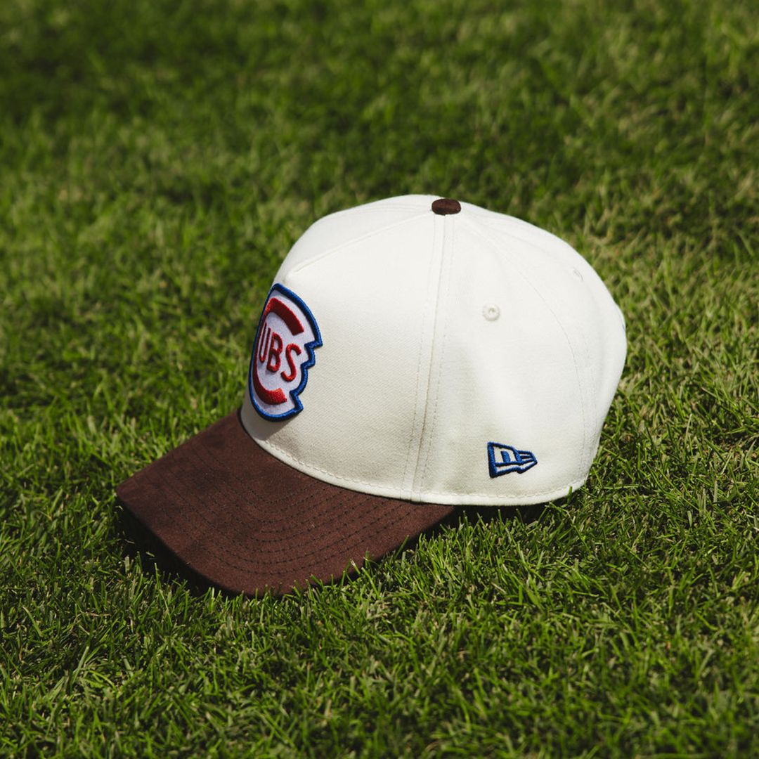 Chicago Cubs x Alice &amp; Wonder Vintage Logo 940 Cap — Brown