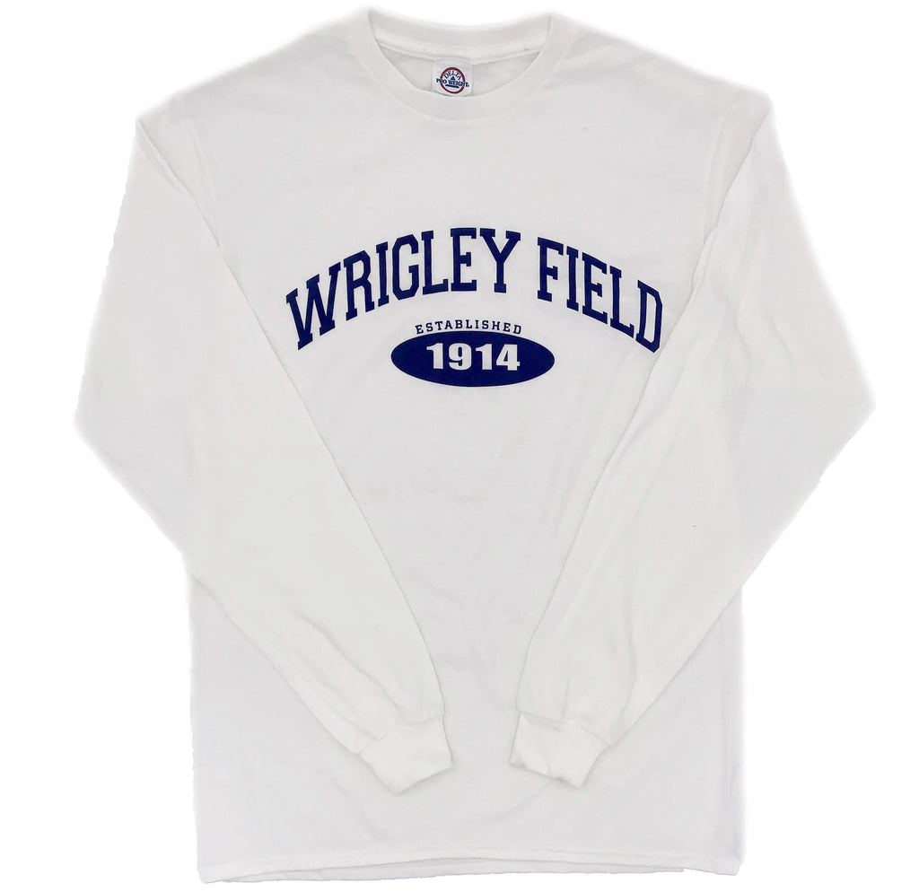 Wrigley Field Home Of The Chicago Cubs est 1914 T-Shirt, hoodie